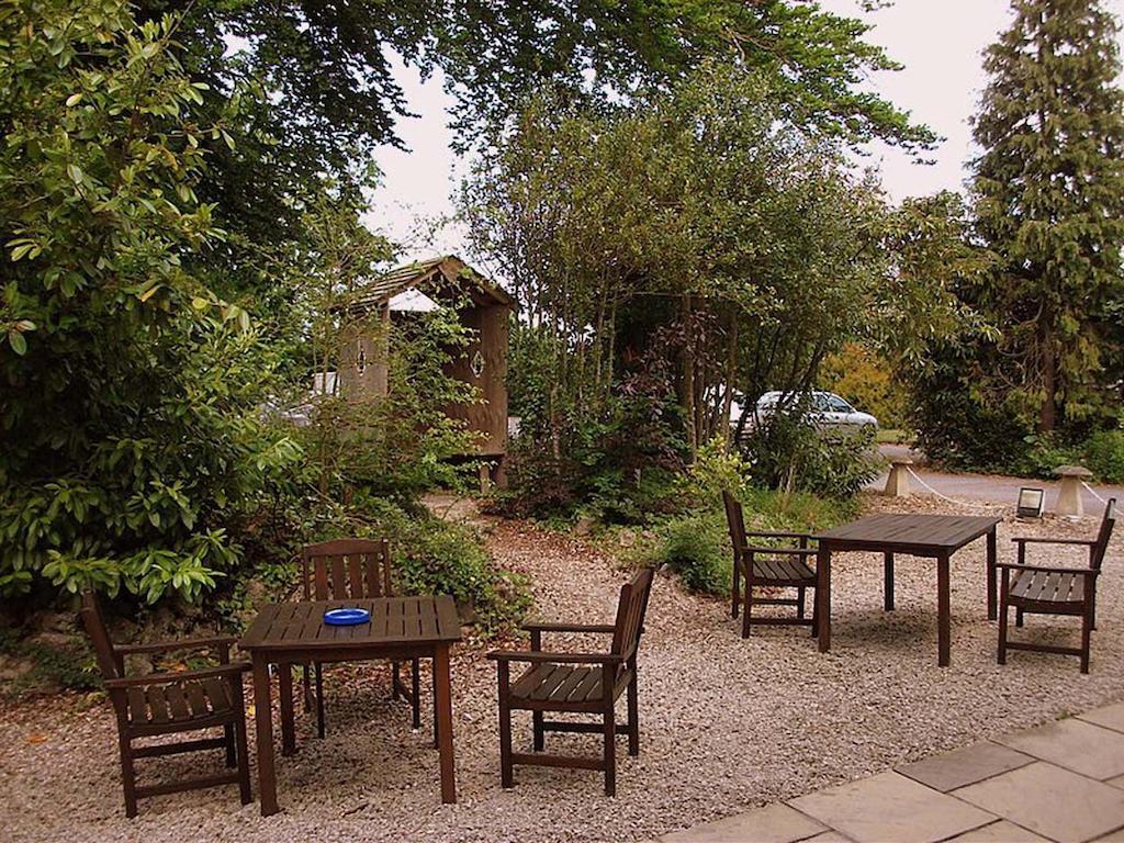 Hotel Fieldways Trowbridge Exterior foto